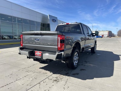 2026 Ford Super Duty F-350® Lariat®