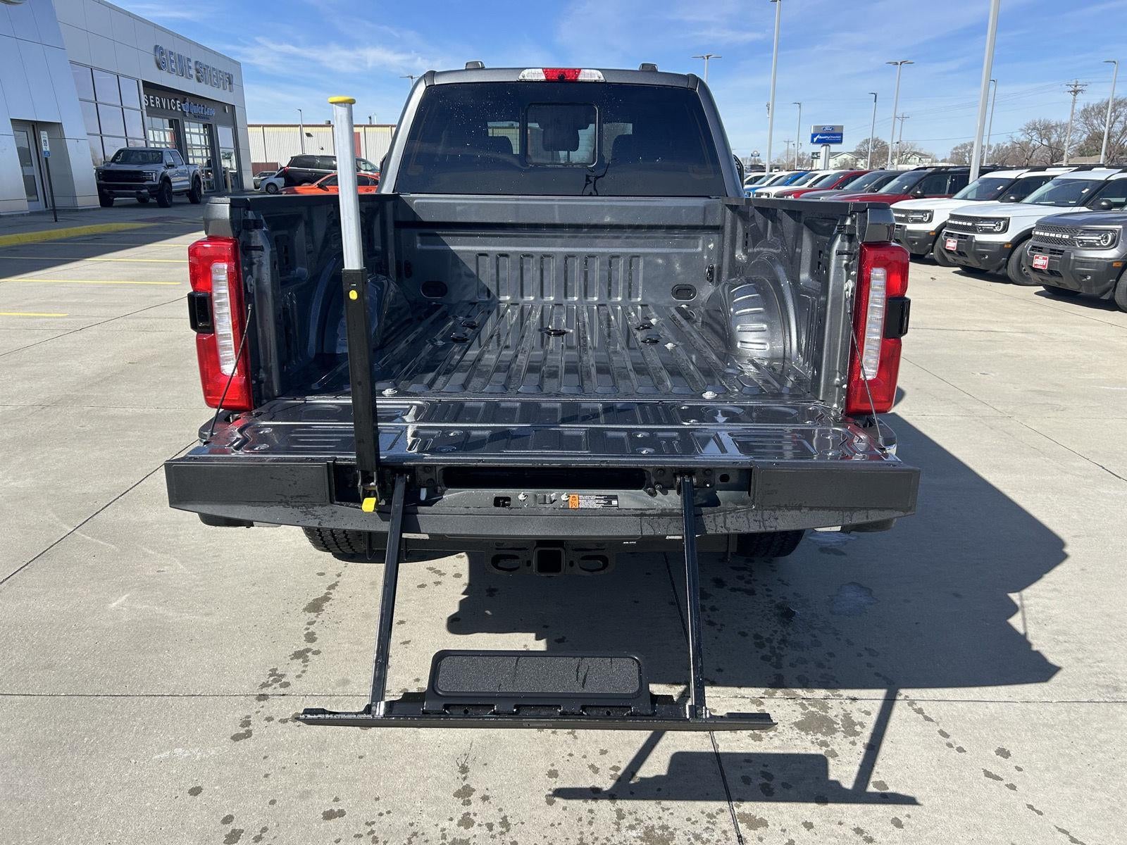 2026 Ford Super Duty F-350® Lariat®