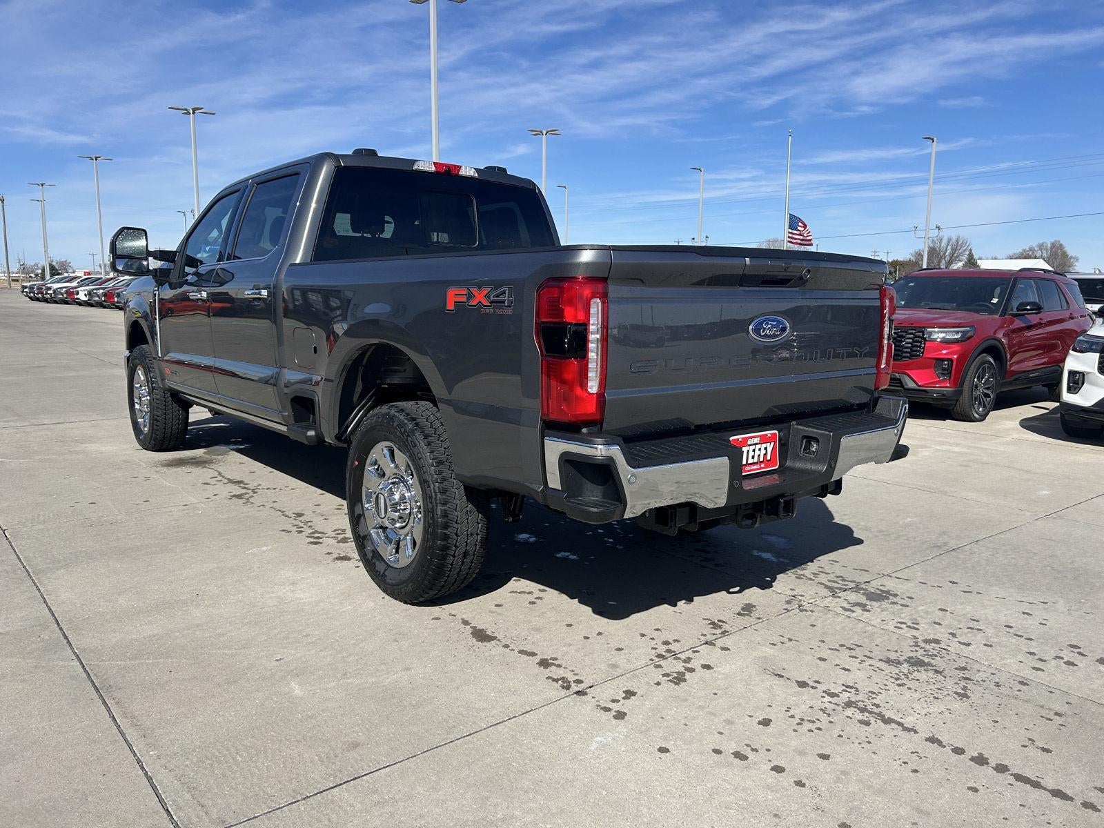 2026 Ford Super Duty F-350® Lariat®