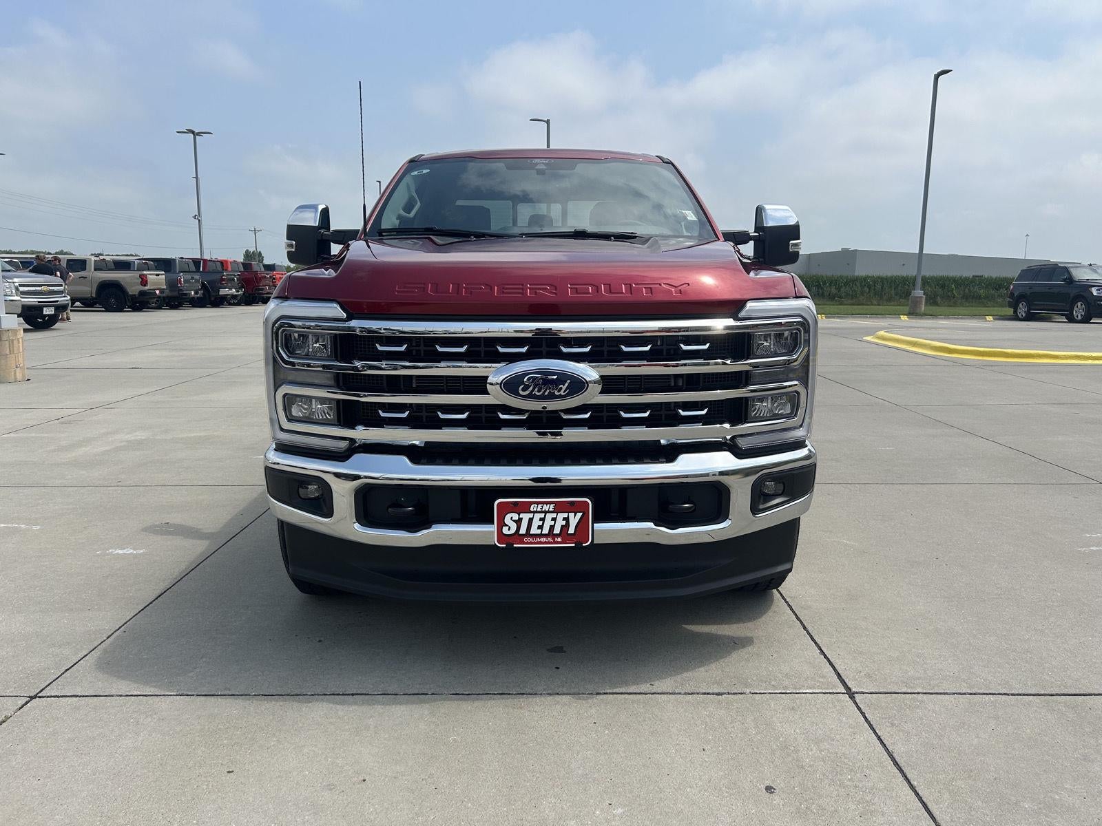 2026 Ford Super Duty F-350® Lariat®