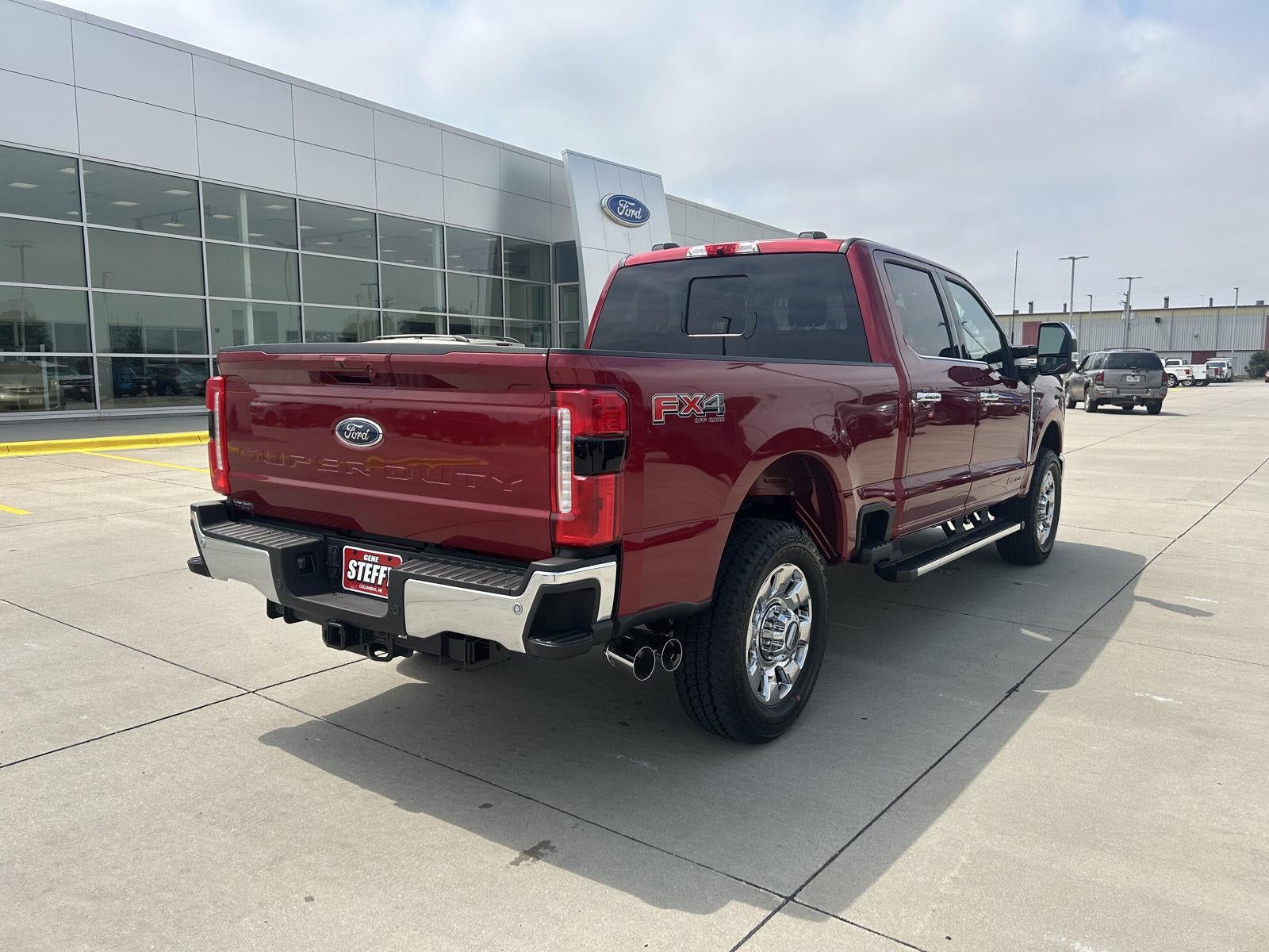 2026 Ford Super Duty F-350® Lariat®
