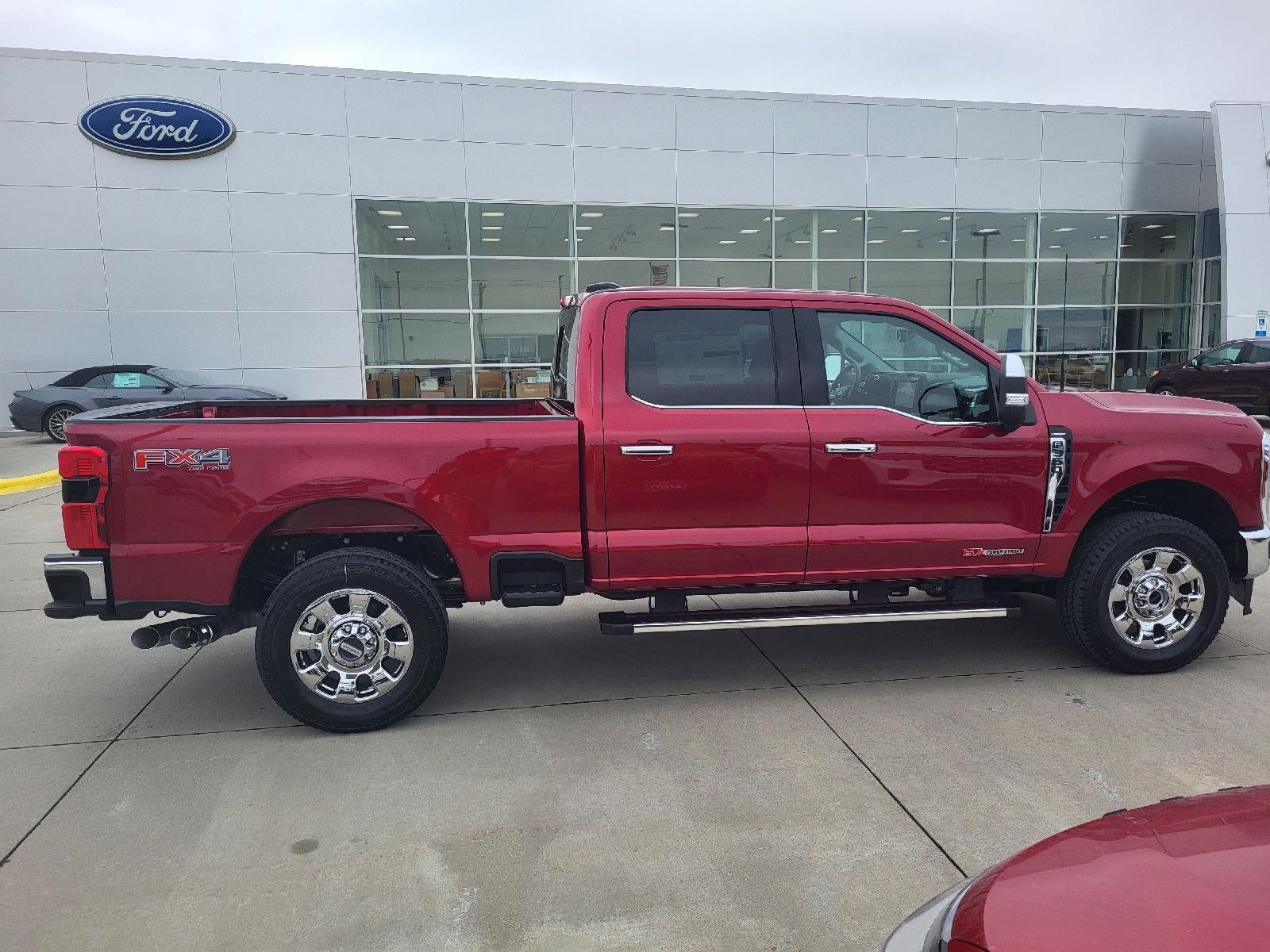 2026 Ford Super Duty F-350® Lariat®