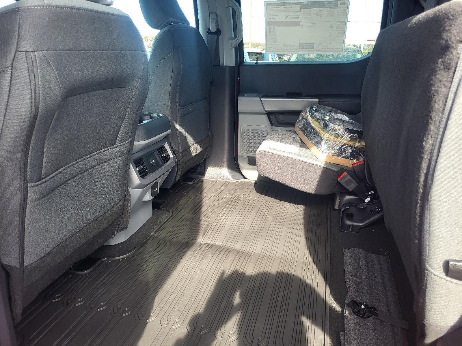 2026 Ford Super Duty F-350® XLT