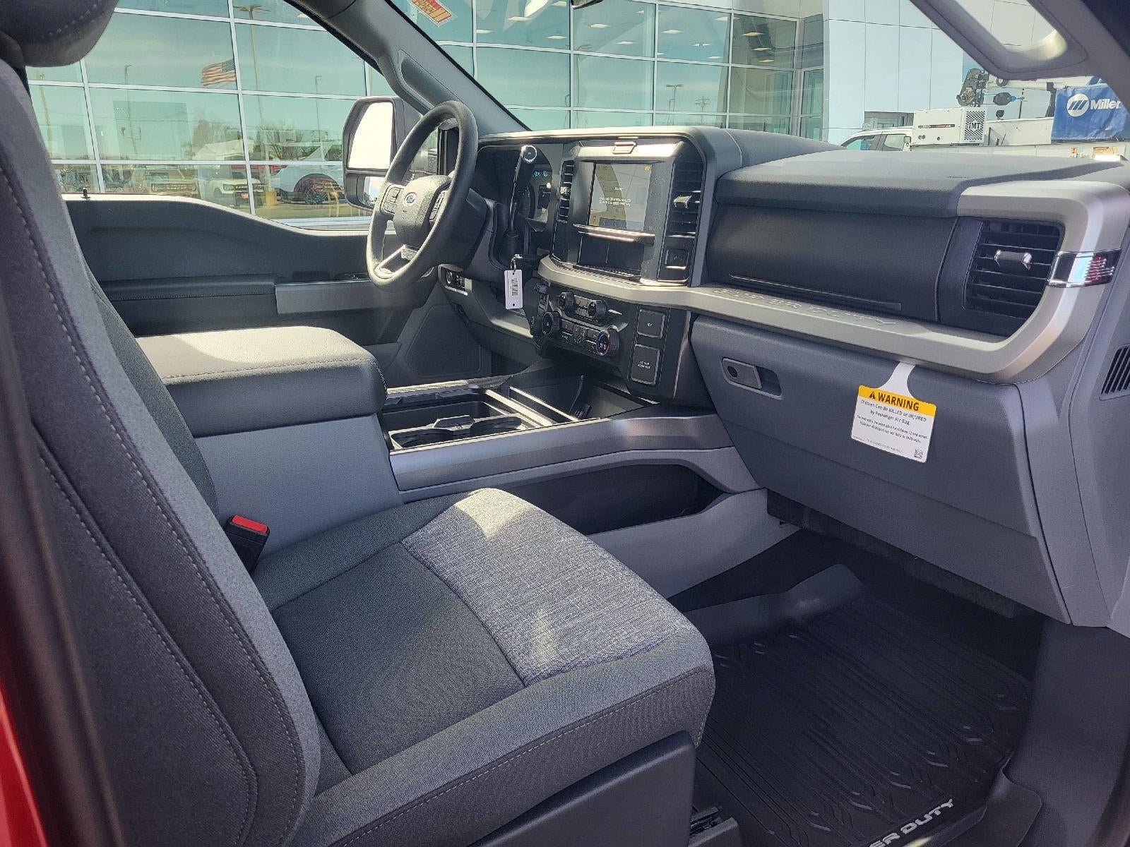 2026 Ford Super Duty F-350® XLT