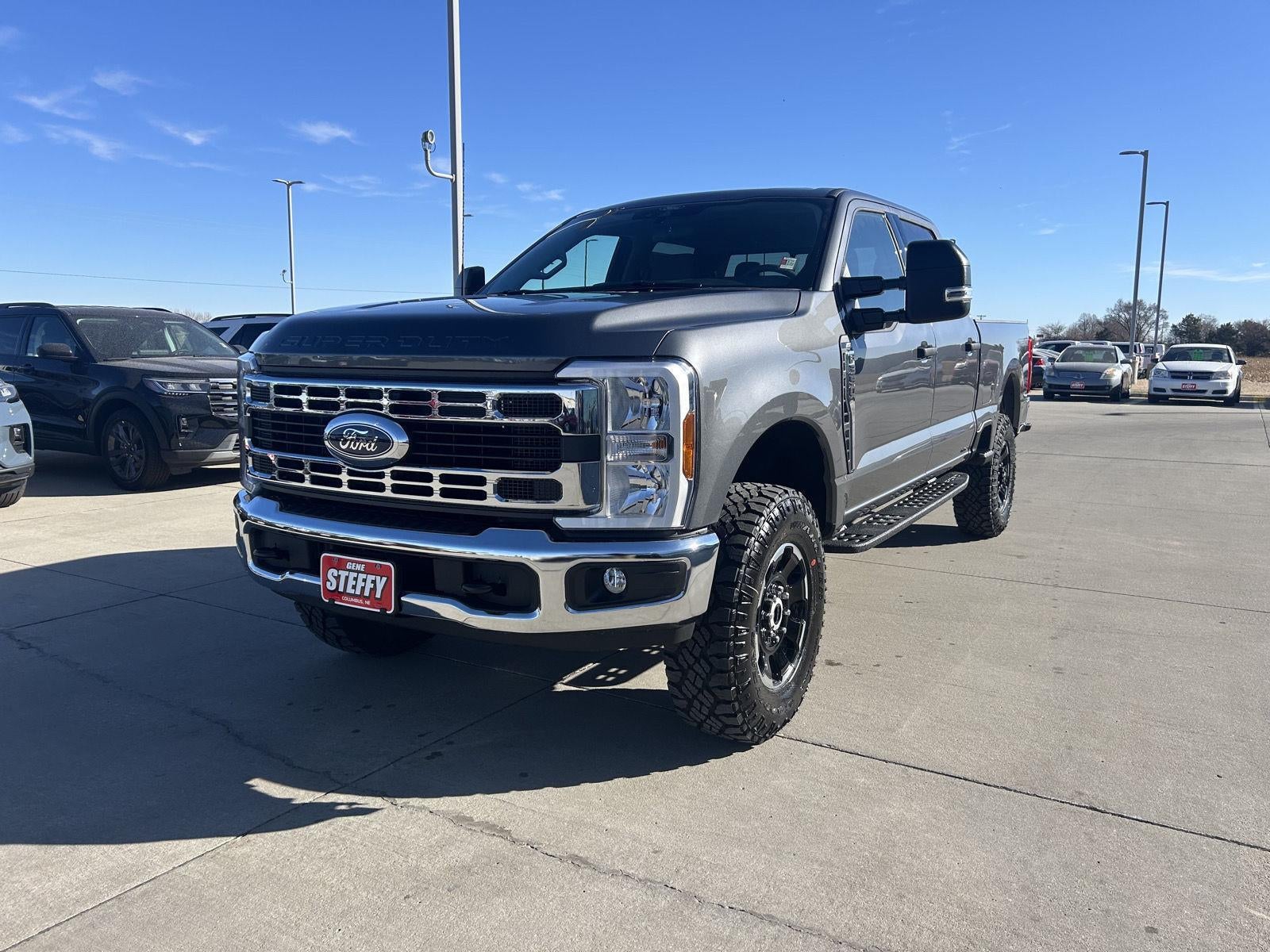2026 Ford Super Duty F-350® XLT