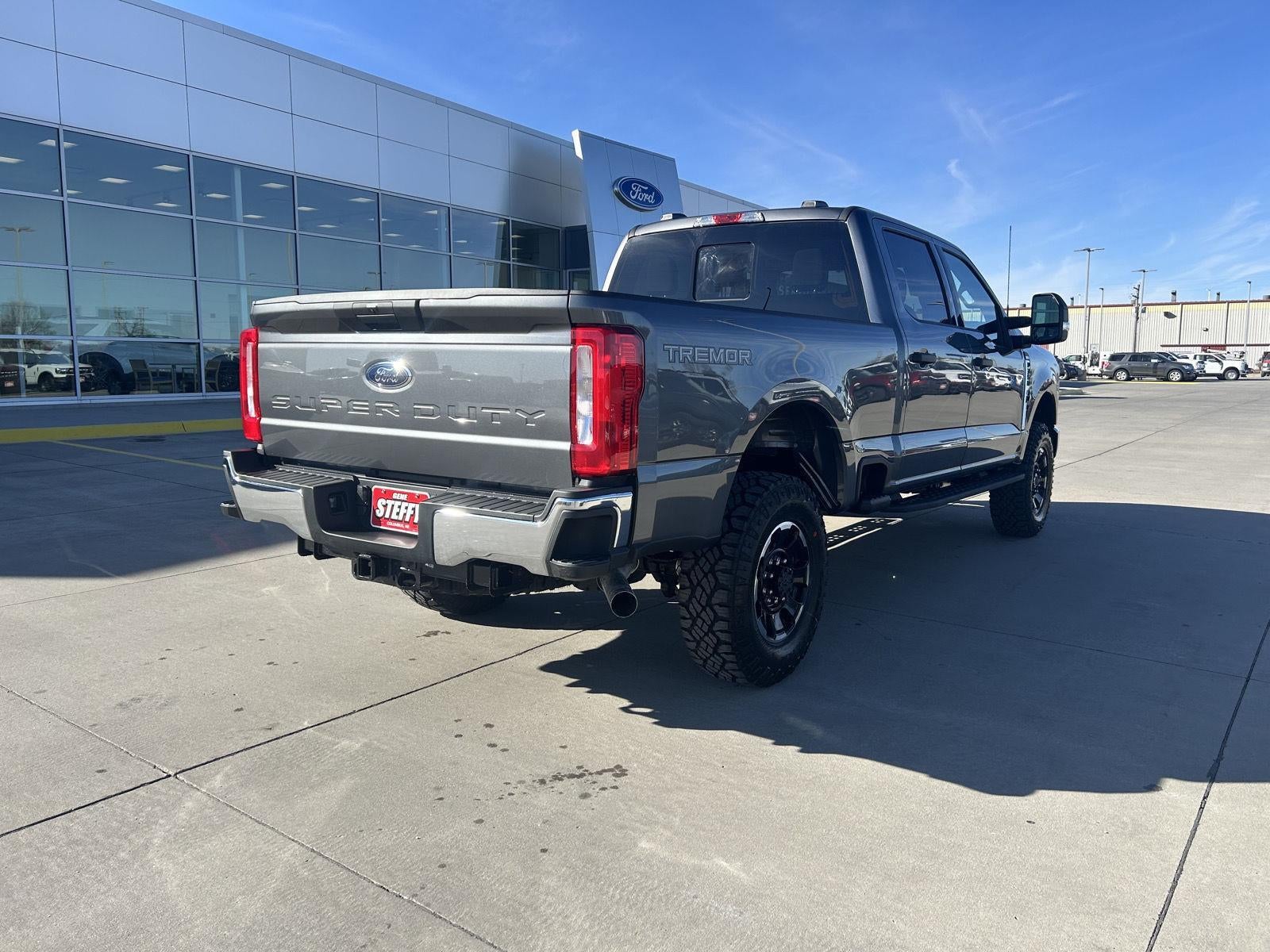 2026 Ford Super Duty F-350® XLT