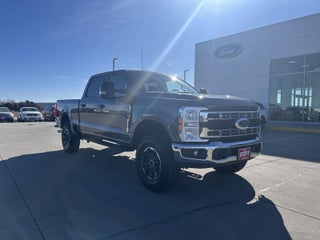 2026 Ford Super Duty F-350® XLT