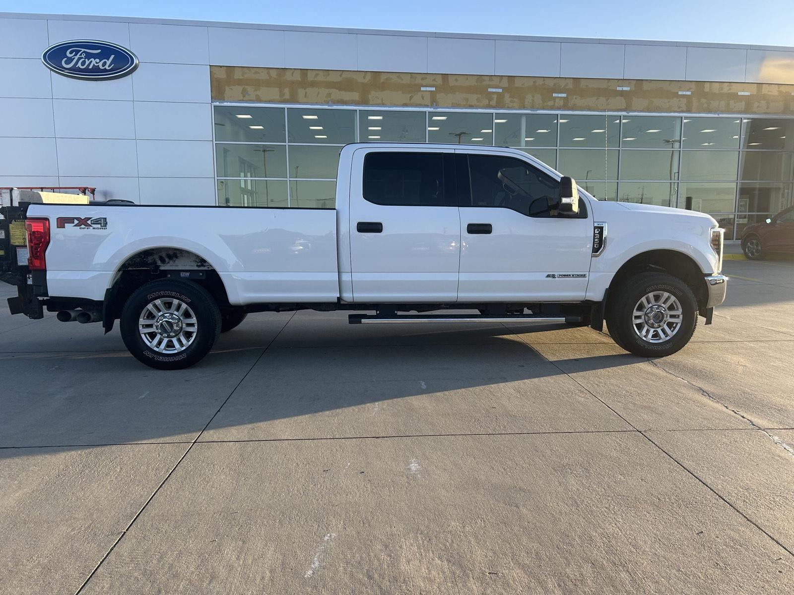 2019 Ford Super Duty F-350 SRW XLT
