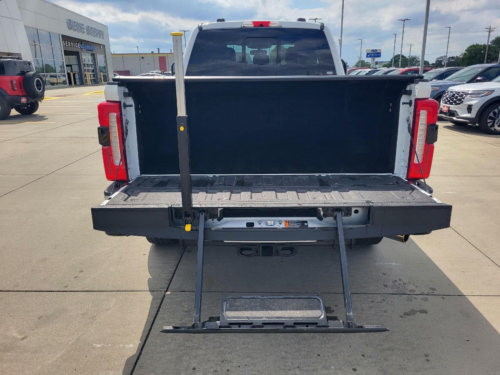 2024 Ford Super Duty F-250 SRW LARIAT