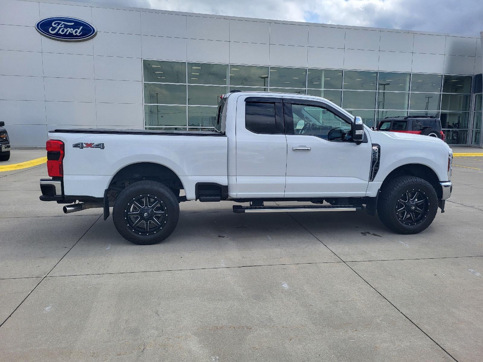 2024 Ford Super Duty F-250 SRW LARIAT