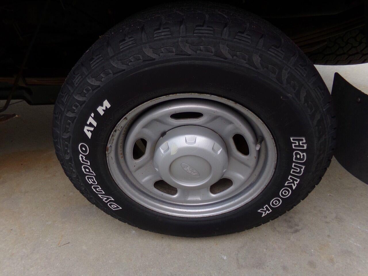 2011 Ford Super Duty F-250 SRW XL