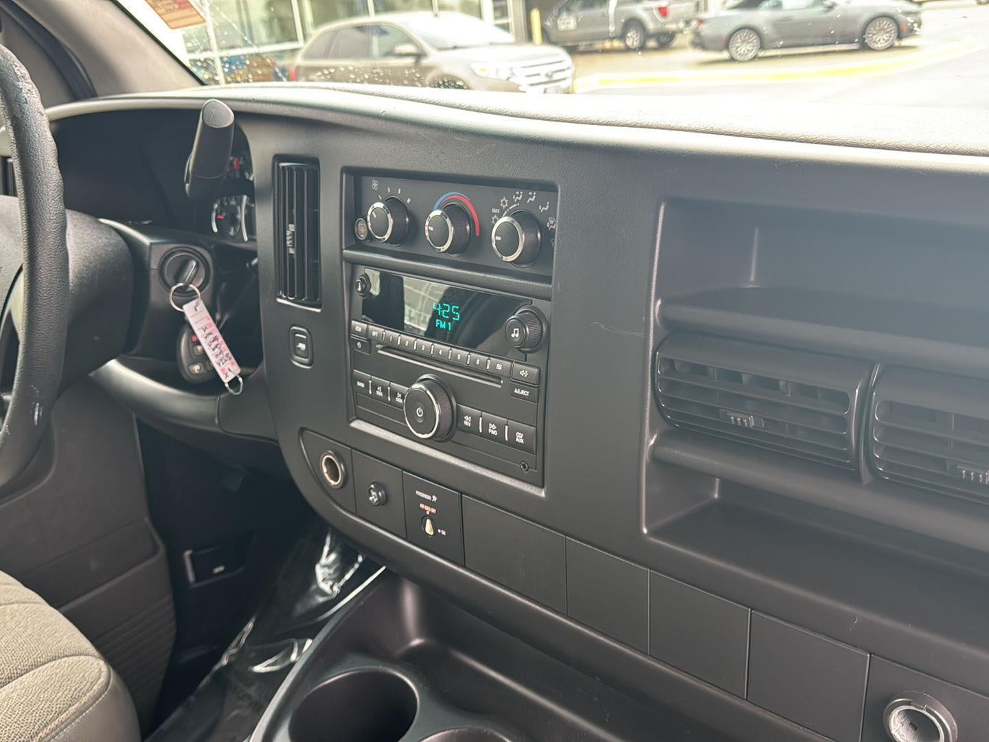 2010 Chevrolet Express Passenger LT