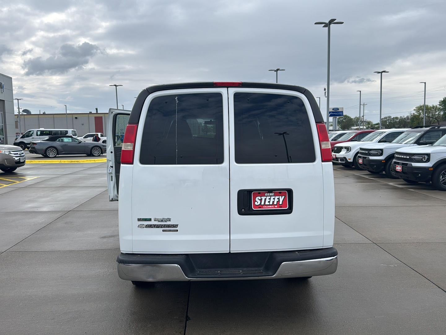2010 Chevrolet Express Passenger LT