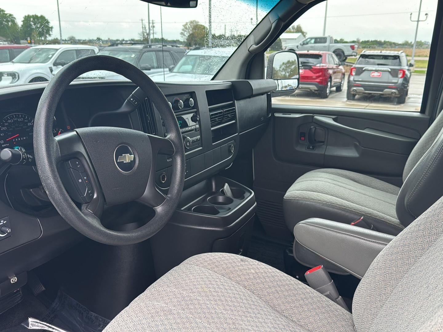 2010 Chevrolet Express Passenger LT