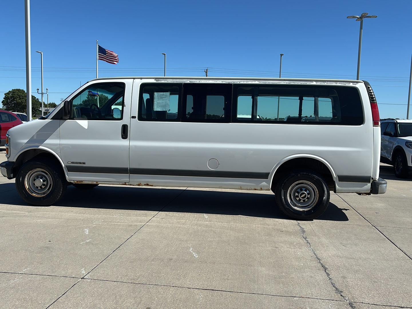 2001 Chevrolet Express Van 3500 155" WB