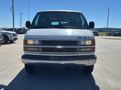 2001 Chevrolet Express Van 3500 155" WB