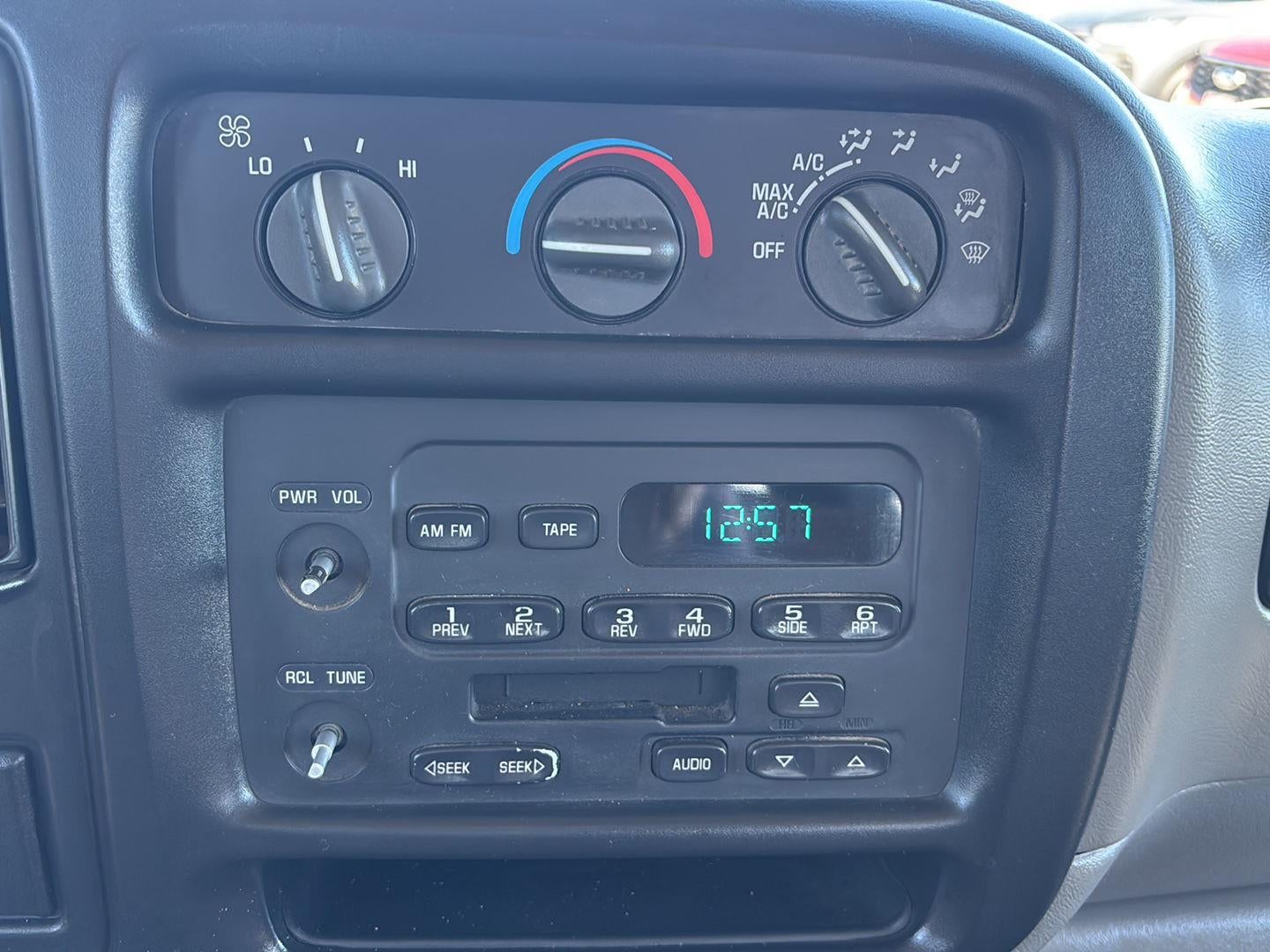 2001 Chevrolet Express Van 3500 155" WB