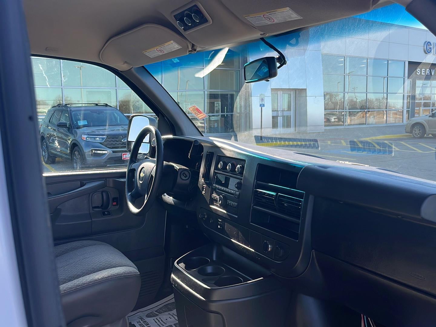 2014 Chevrolet Express Passenger LT