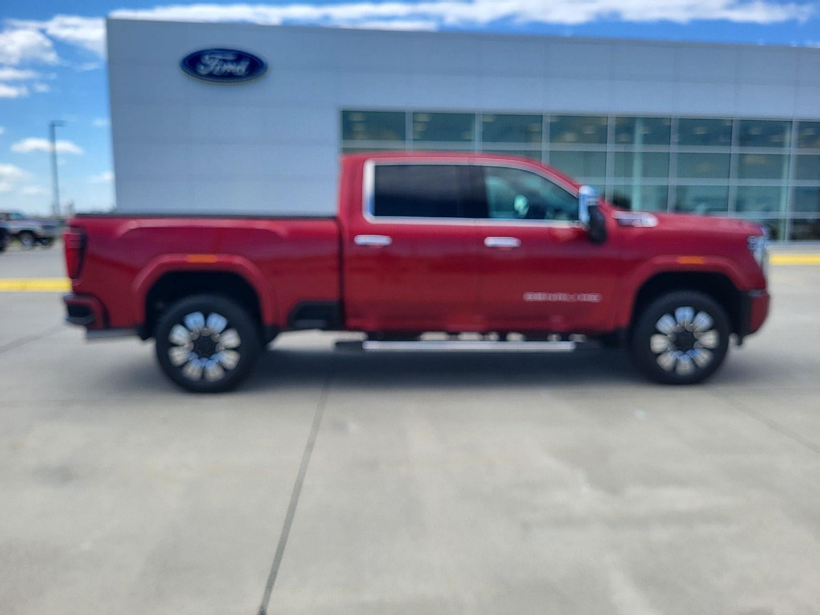 2024 GMC Sierra 2500HD Denali
