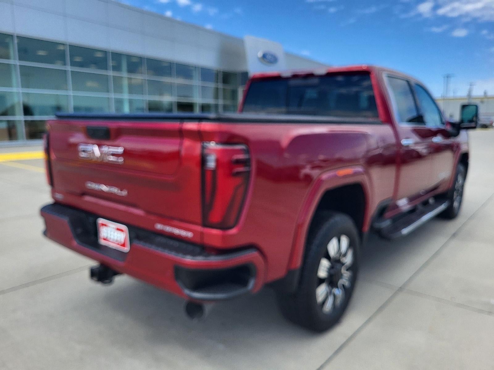 2024 GMC Sierra 2500HD Denali