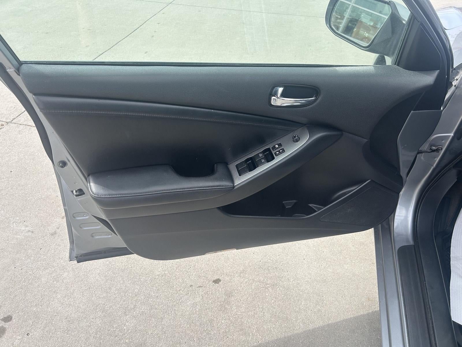 2008 Nissan ALTIMA SL 2.5 S