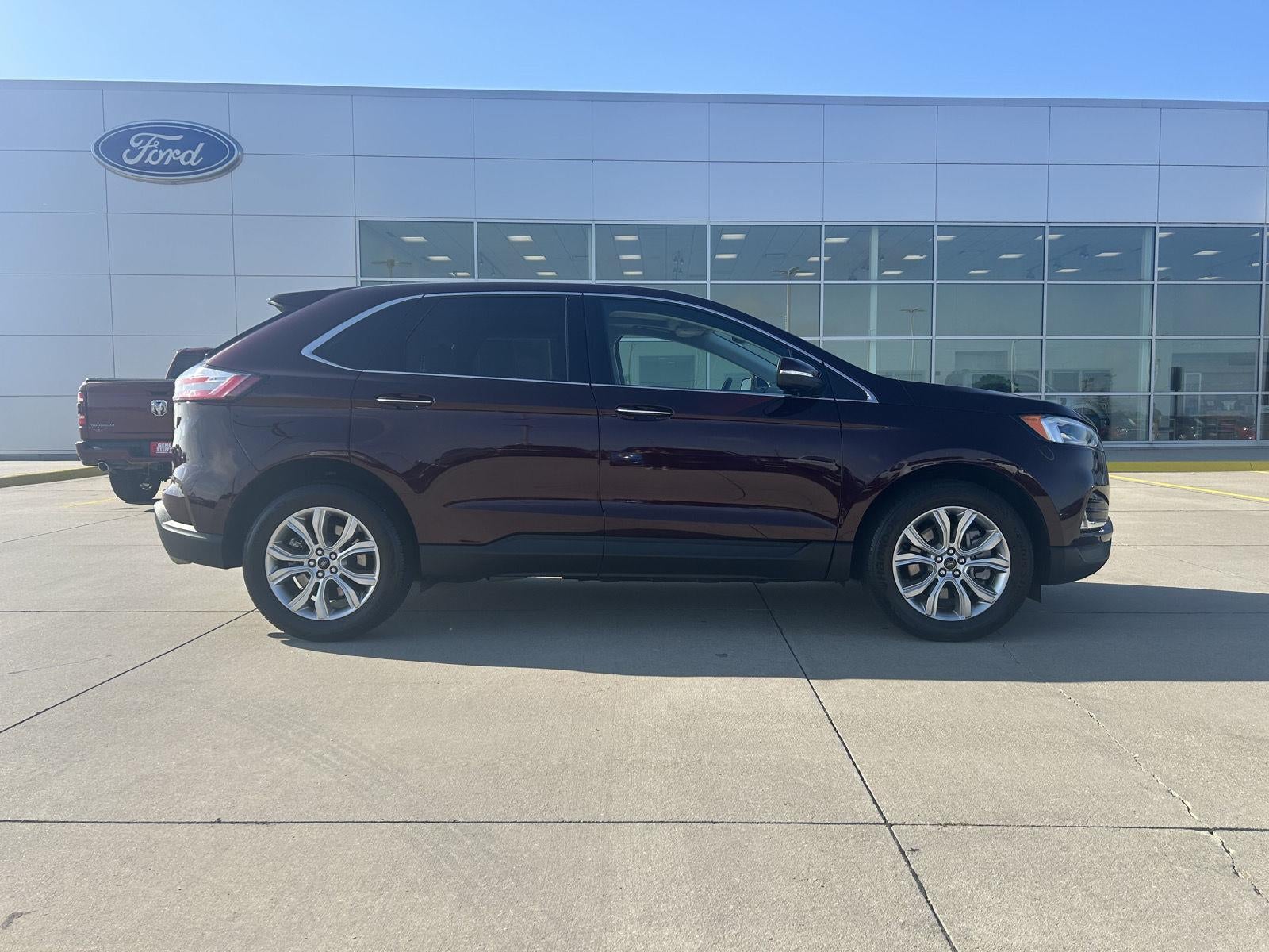 2024 Ford Edge Titanium
