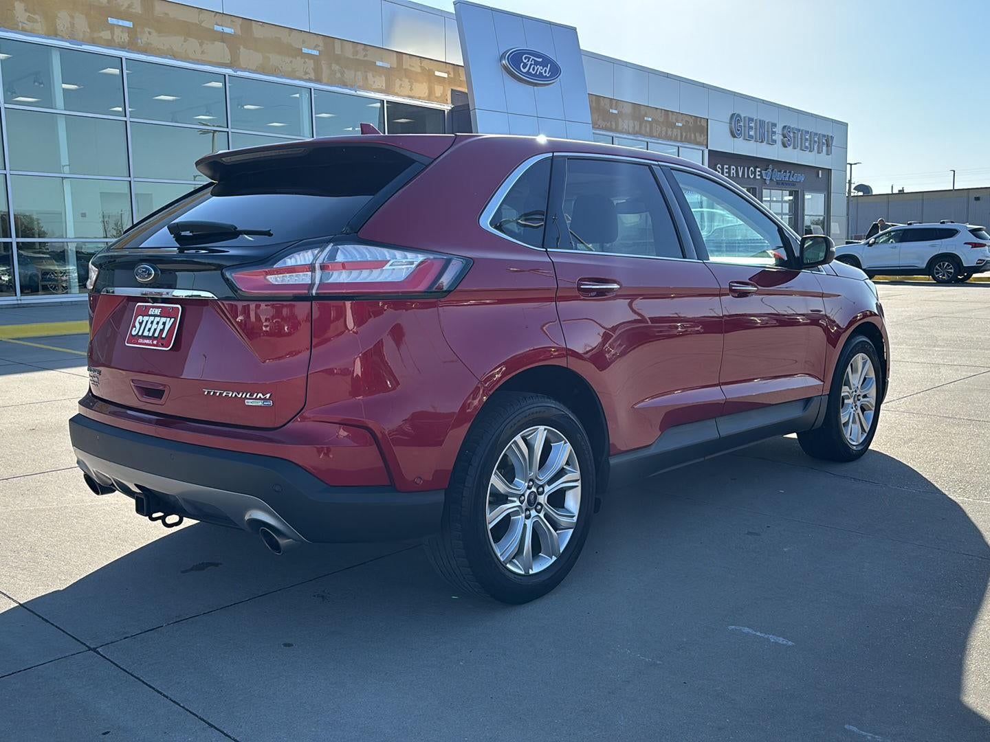 2020 Ford Edge Titanium