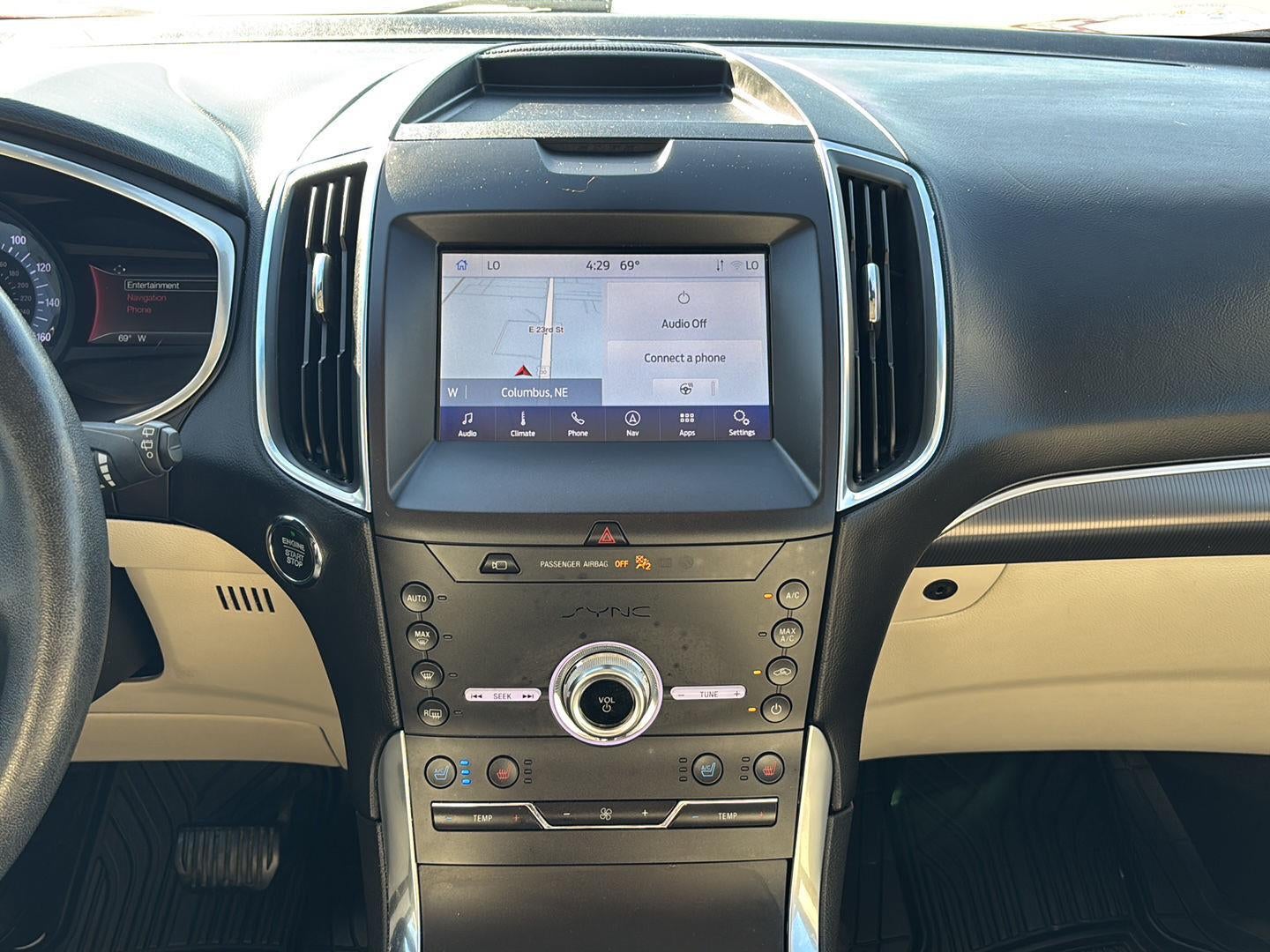 2020 Ford Edge Titanium