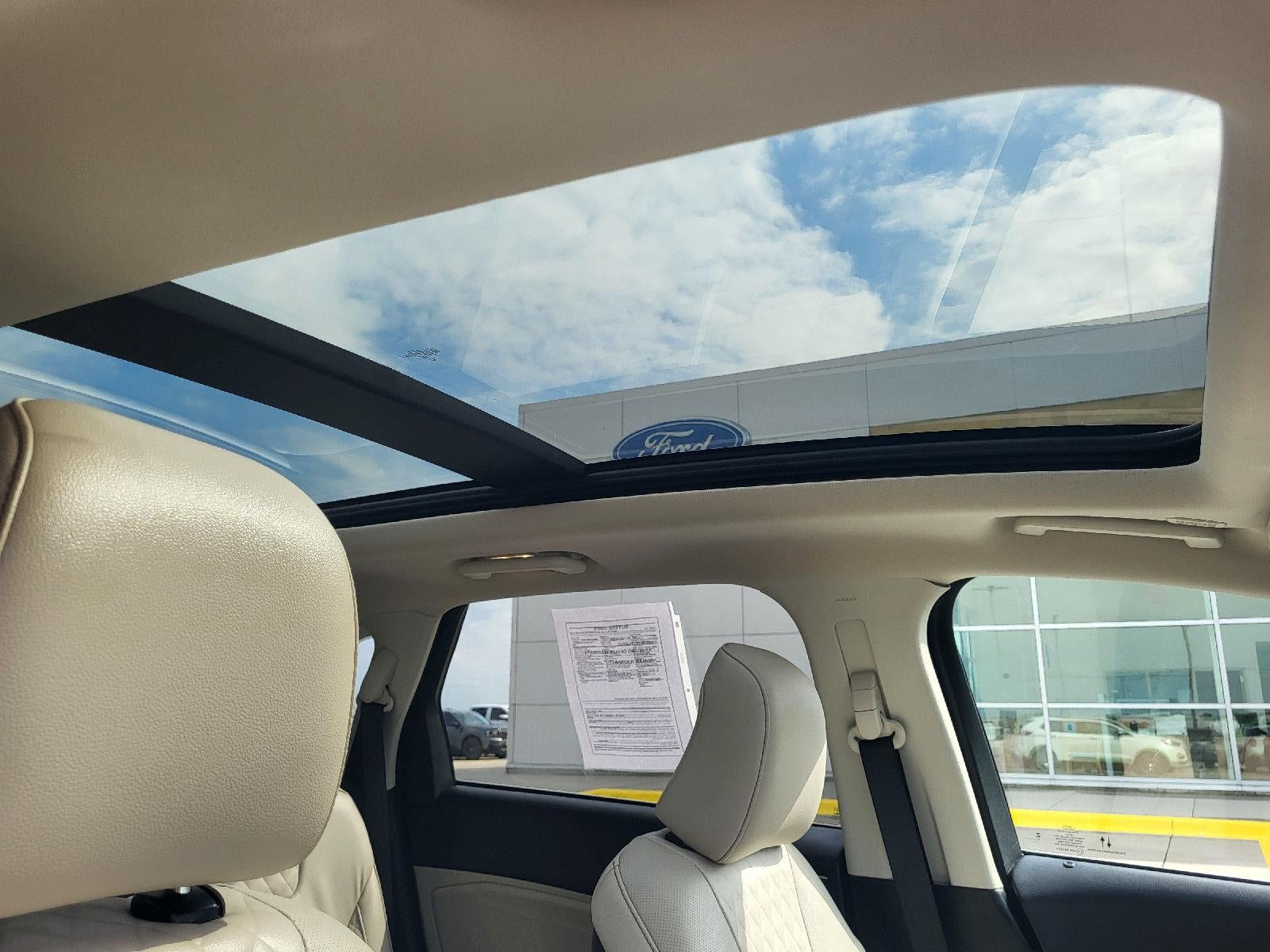 2024 Ford Edge Titanium