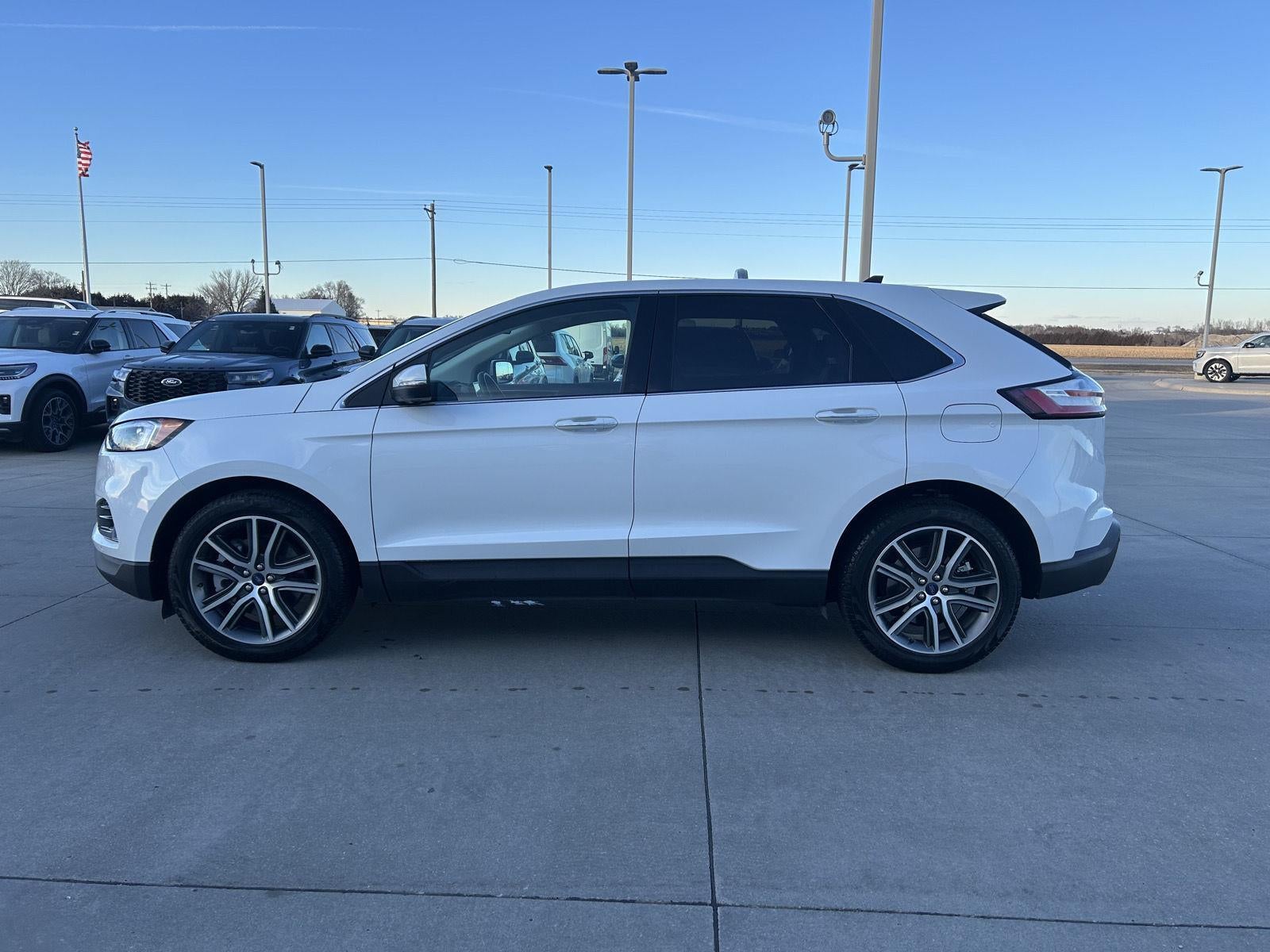 2022 Ford Edge Titanium