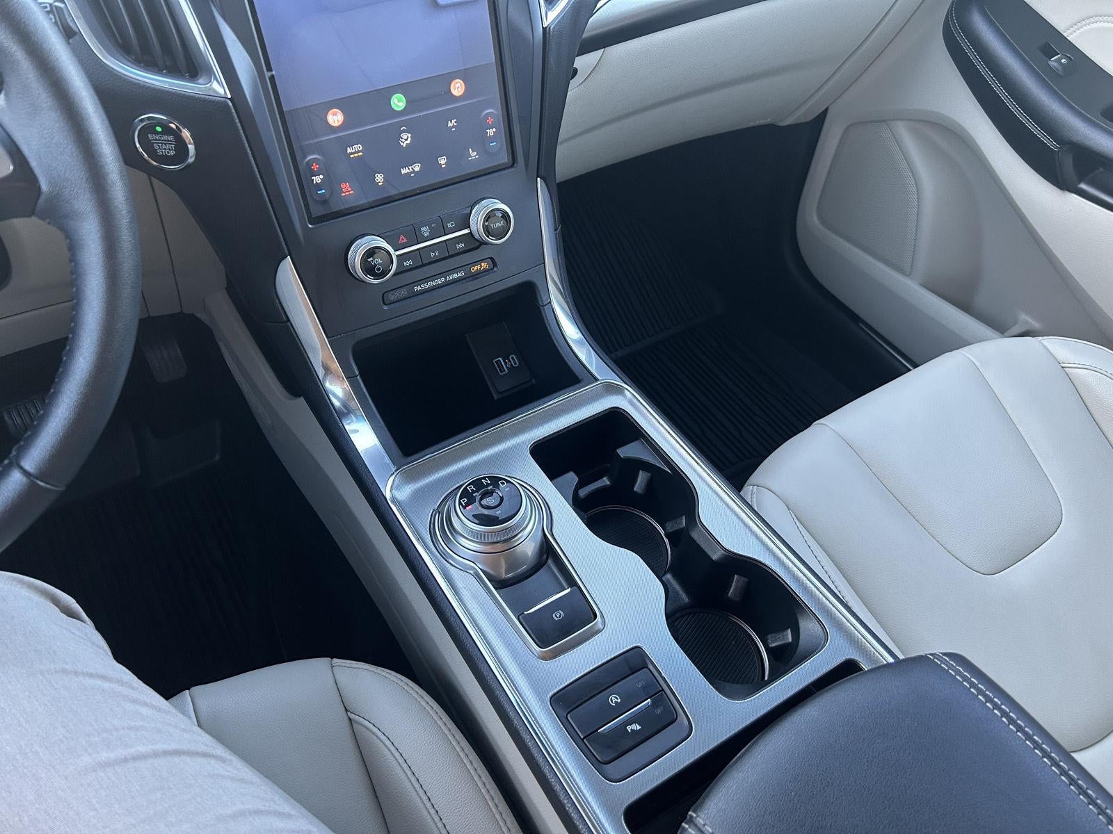 2022 Ford Edge Titanium