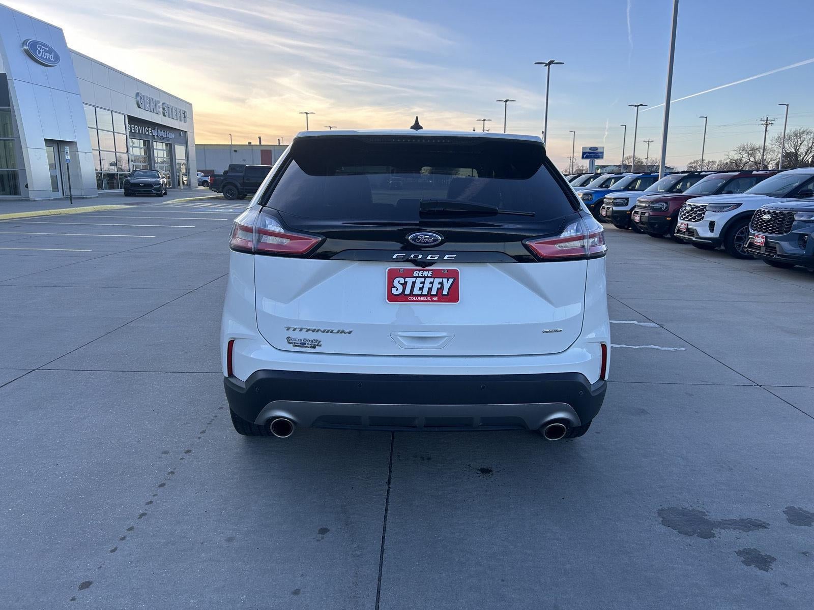 2022 Ford Edge Titanium