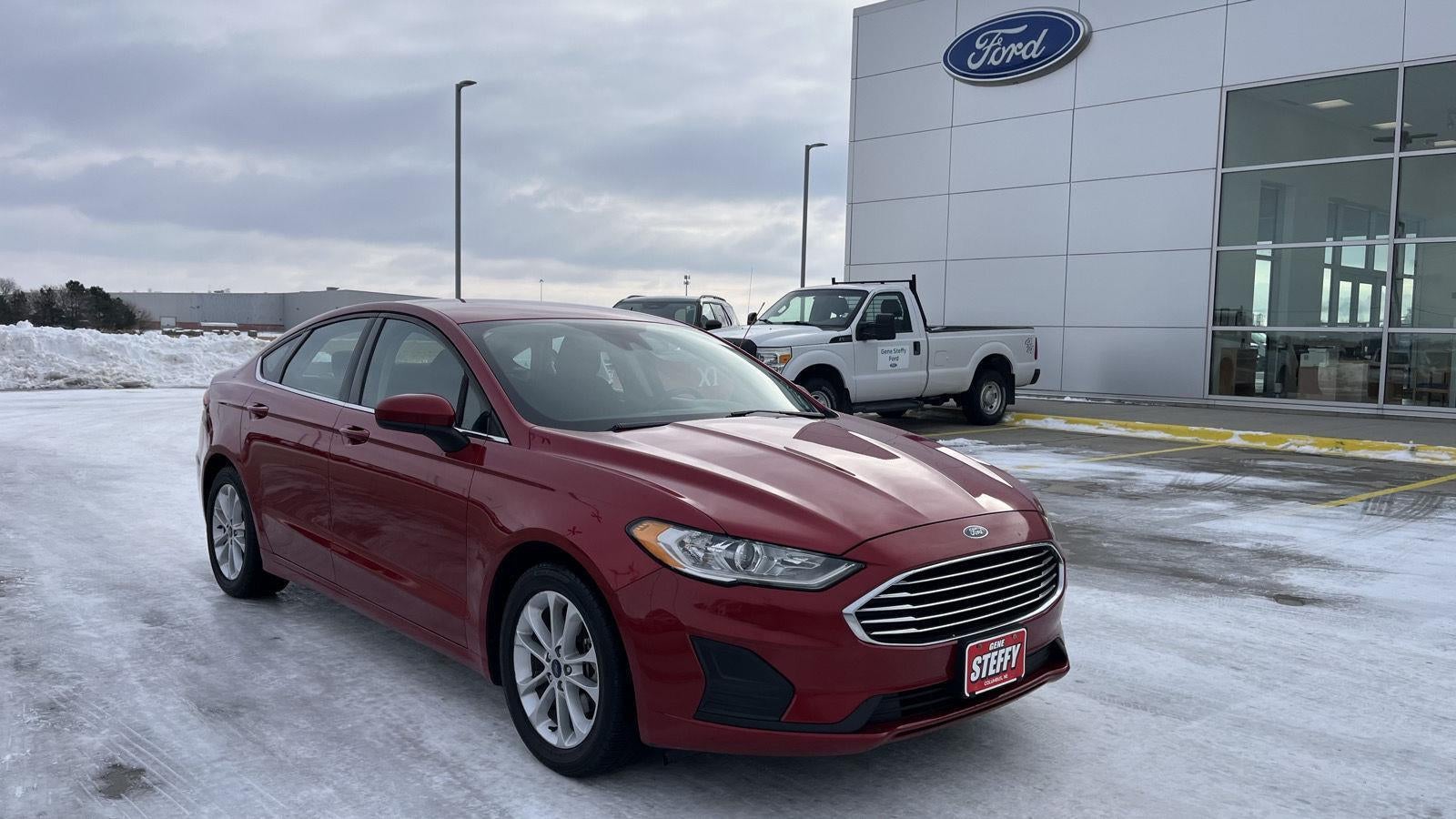 2020 Ford Fusion SE