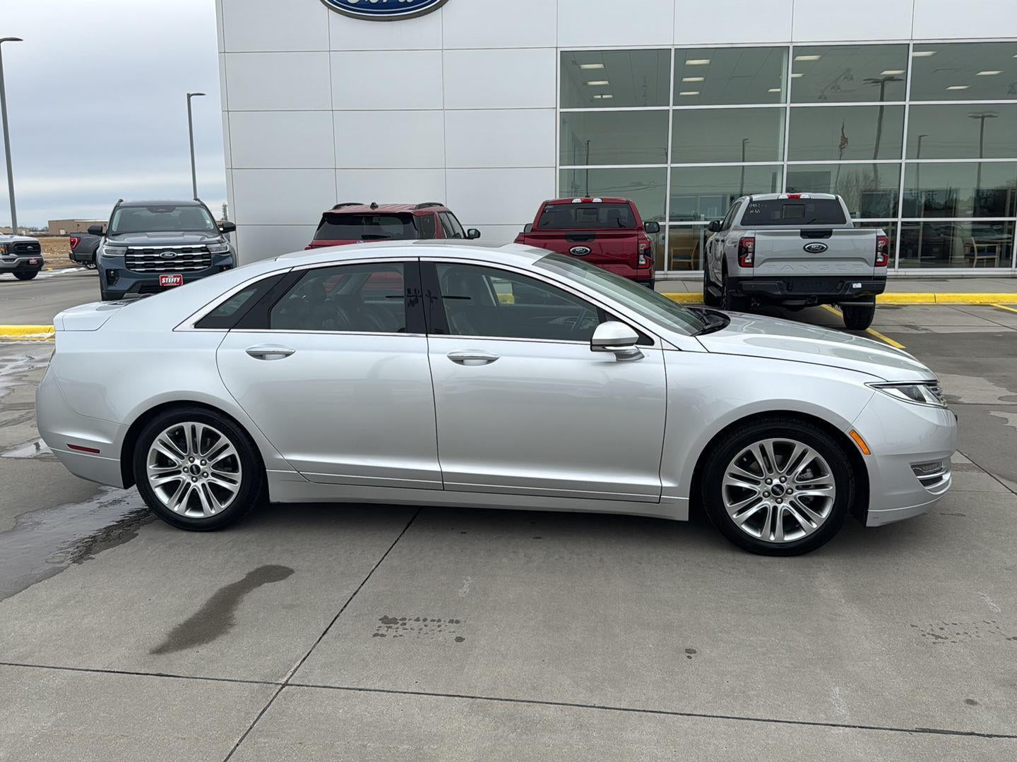 2014 Lincoln MKZ Hybrid