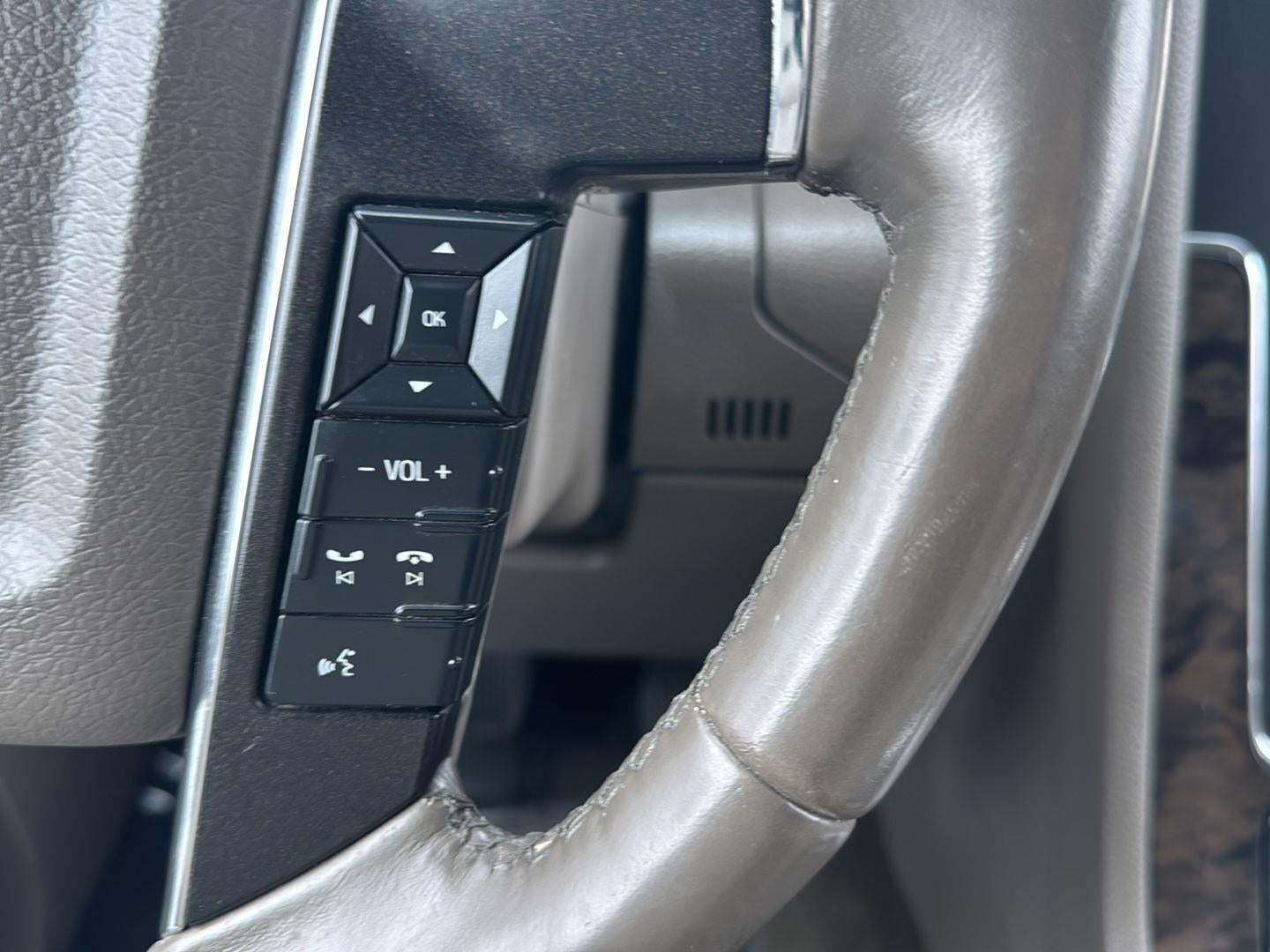 2015 Lincoln Navigator Base