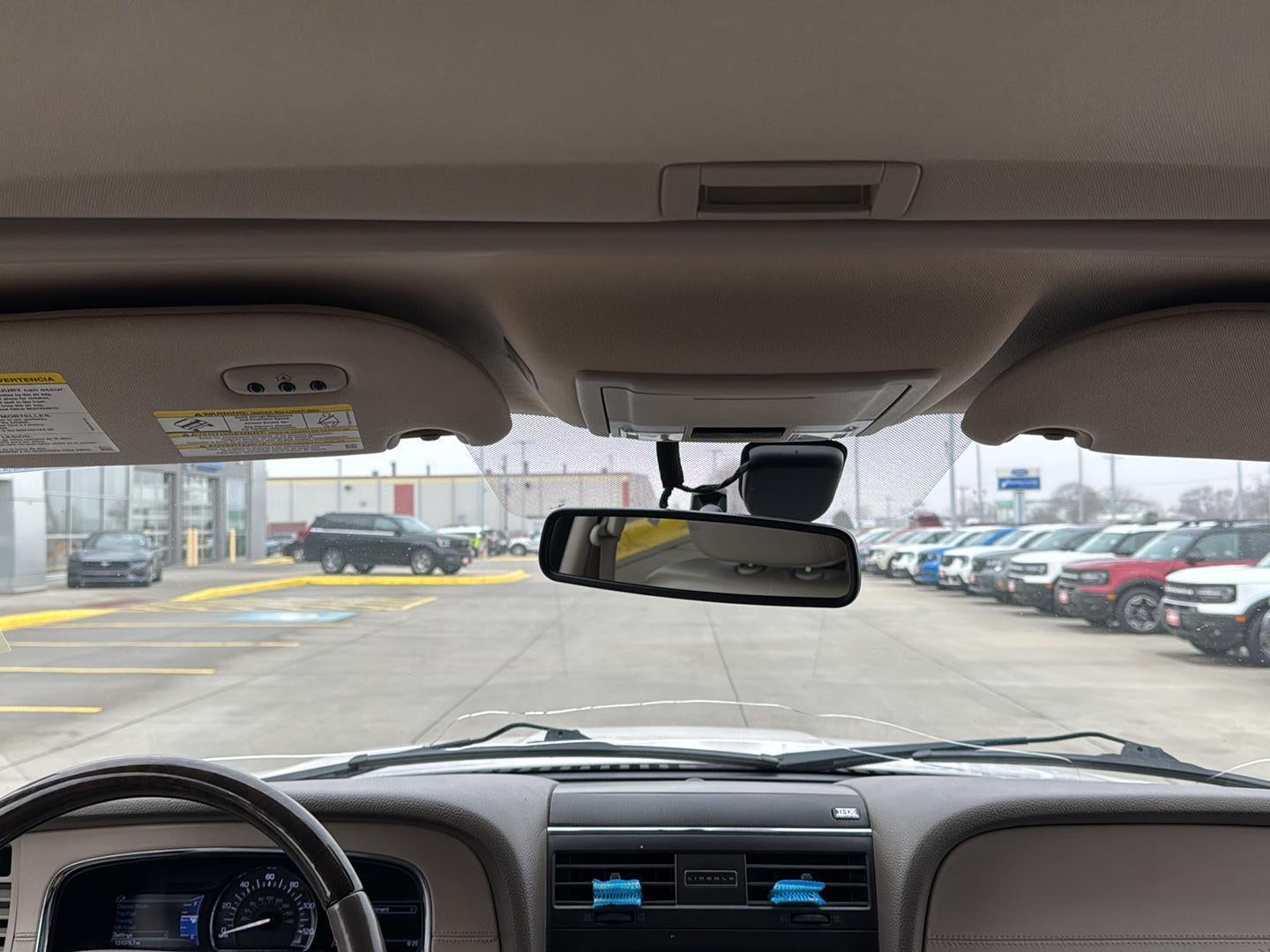 2015 Lincoln Navigator Base