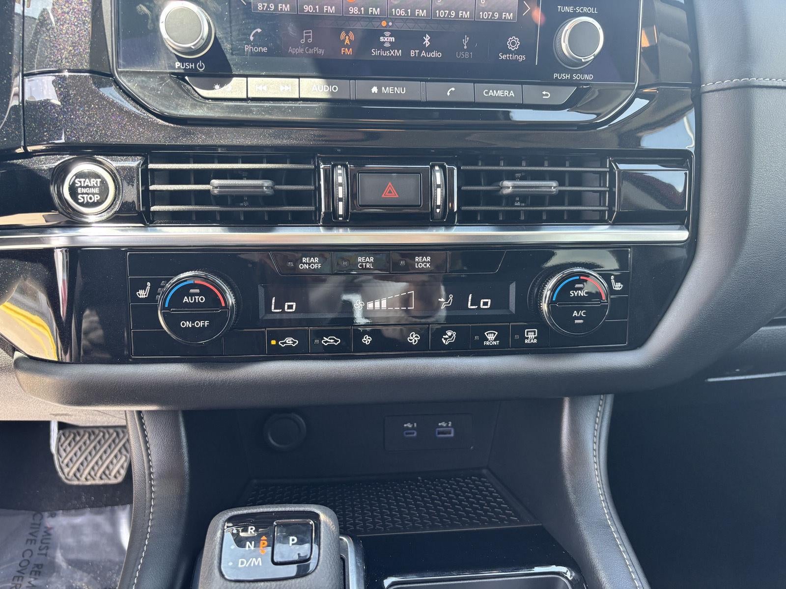 2023 Nissan Pathfinder SV