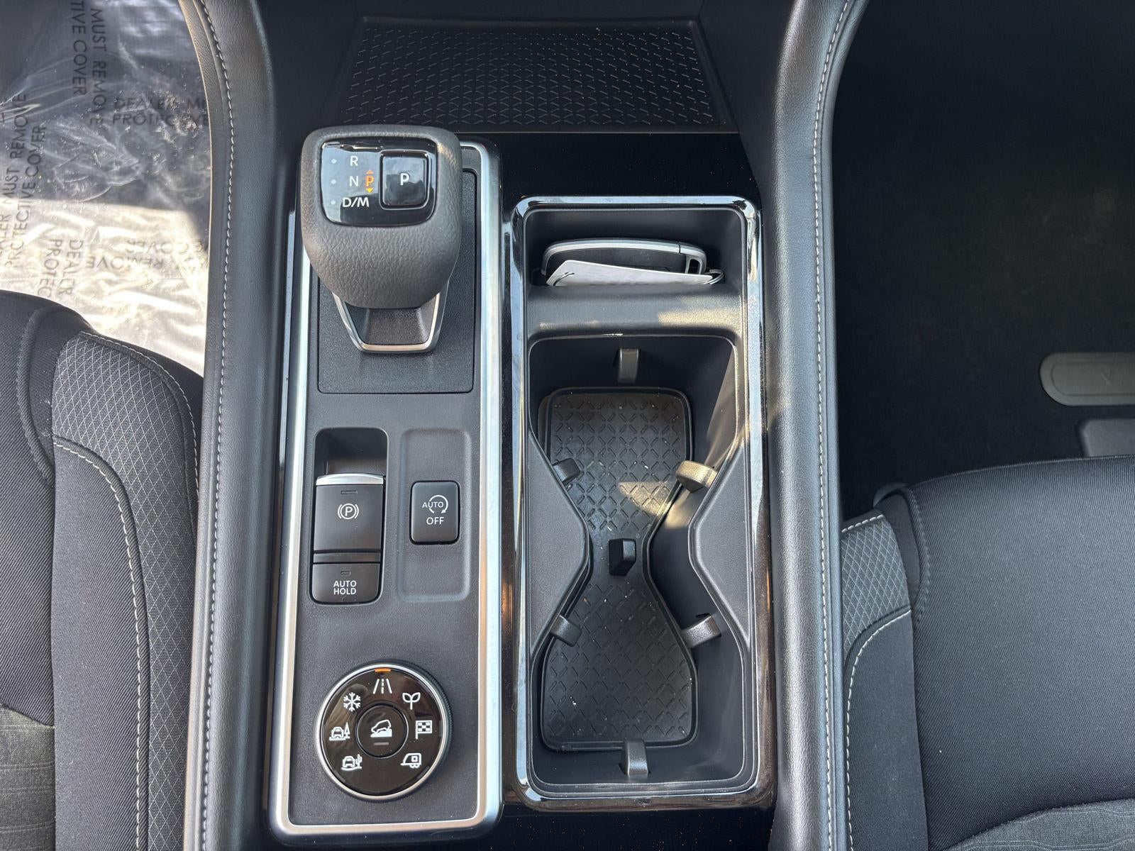2023 Nissan Pathfinder SV