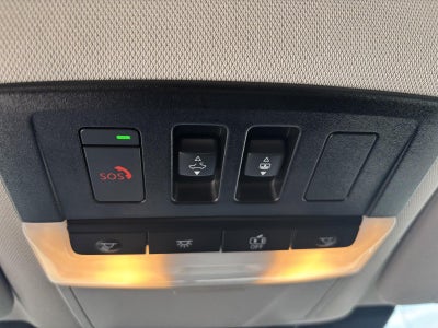 2023 Nissan Pathfinder SV
