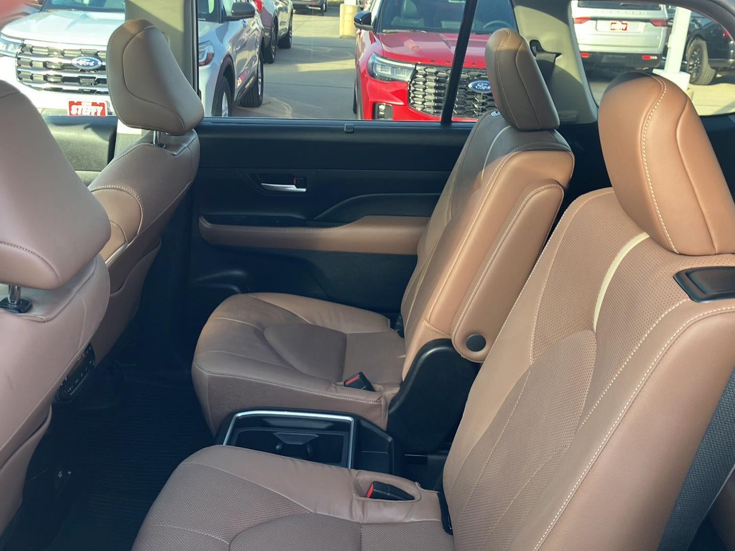 2024 Toyota Grand Highlander Platinum