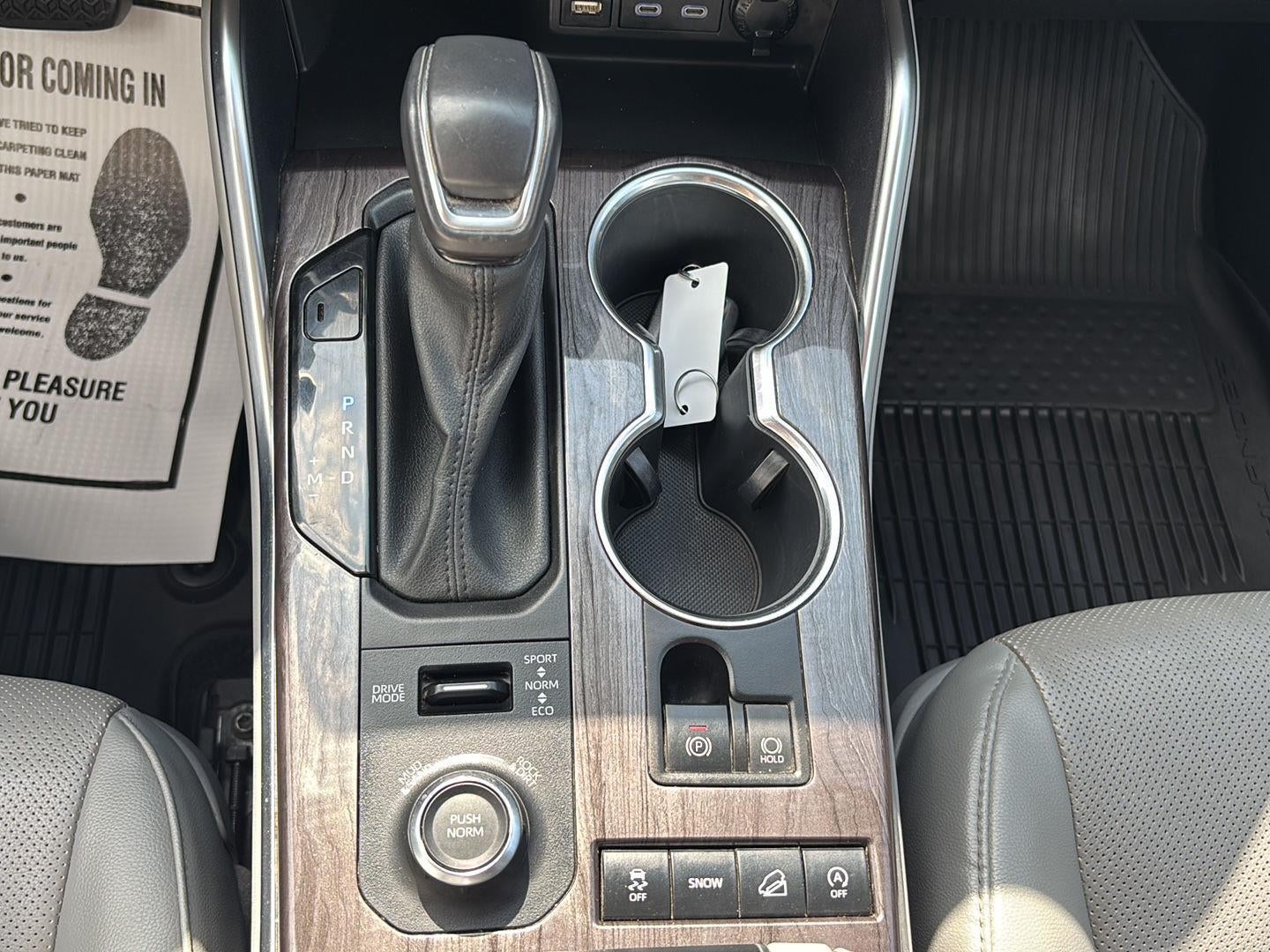 2022 Toyota HIGHLANDER AWD LIMITED Limited