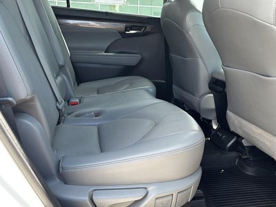 2022 Toyota HIGHLANDER AWD LIMITED Limited