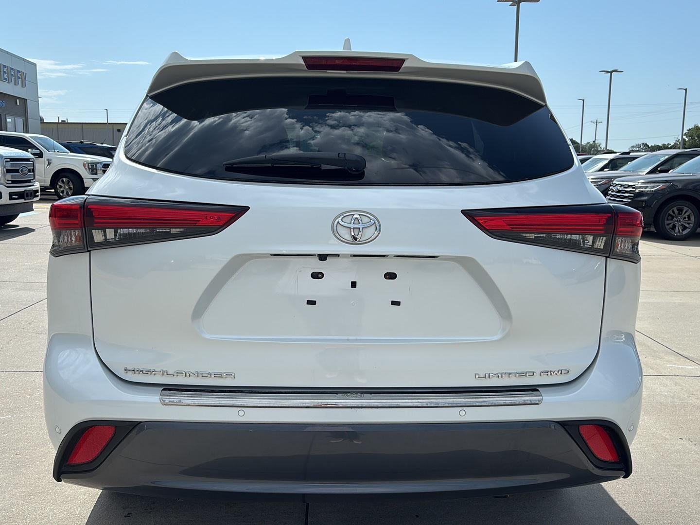 2022 Toyota HIGHLANDER AWD LIMITED Limited