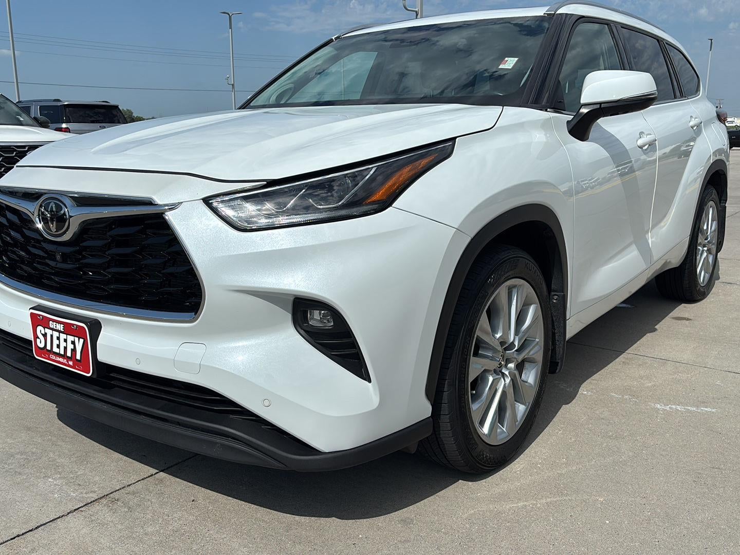 2022 Toyota HIGHLANDER AWD LIMITED Limited