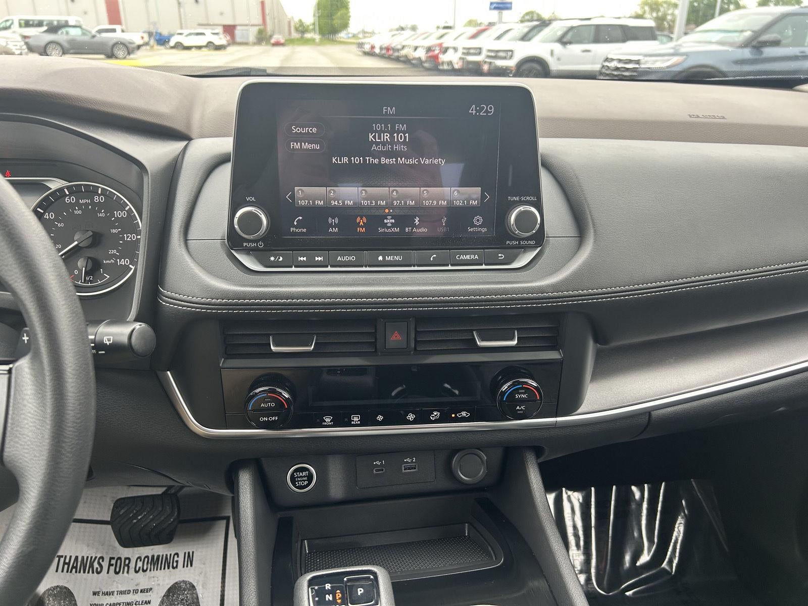 2023 Nissan Rogue SV