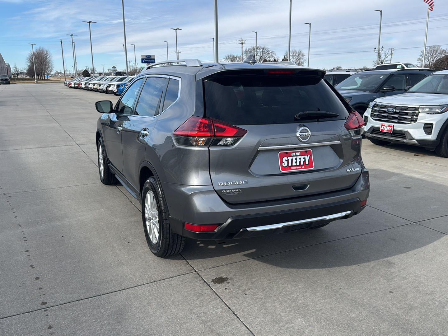 2018 Nissan Rogue SV