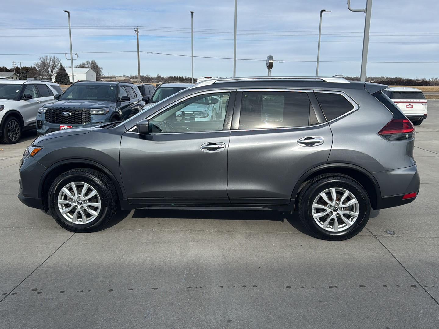 2018 Nissan Rogue SV